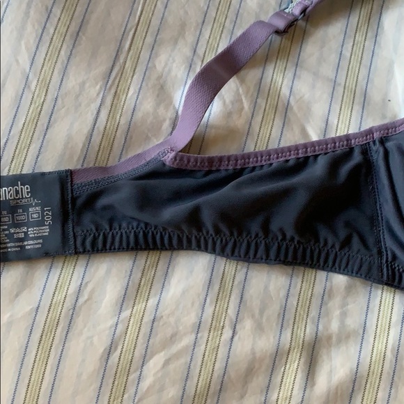 Sport bra - Picture 6 of 7